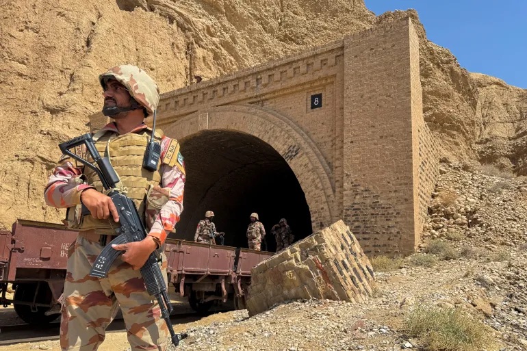 Pakistan Security Forces Kill 33 Fighters Attempting to Cross into Balochistan from&nbsp;Afghanistan